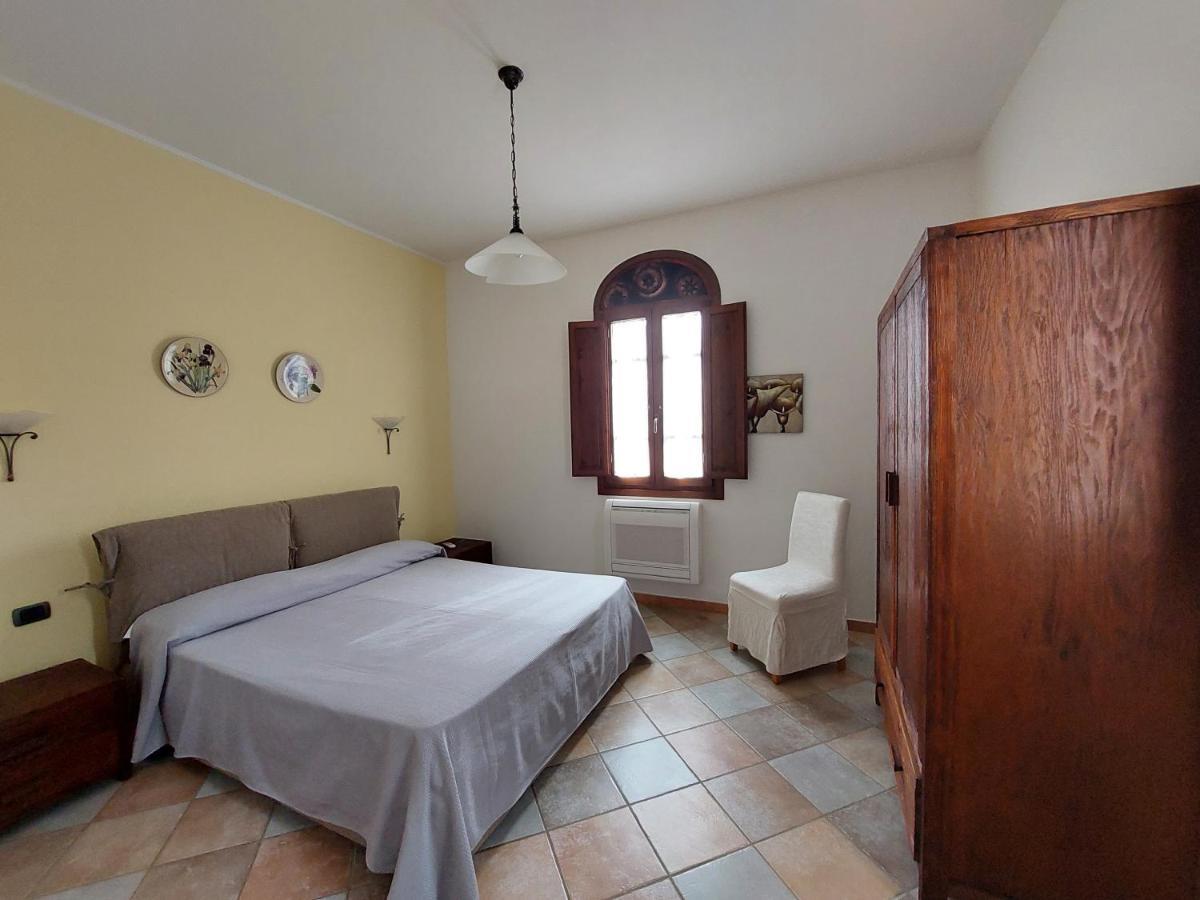Hotel La Corte Rosada Villasimius Exterior foto